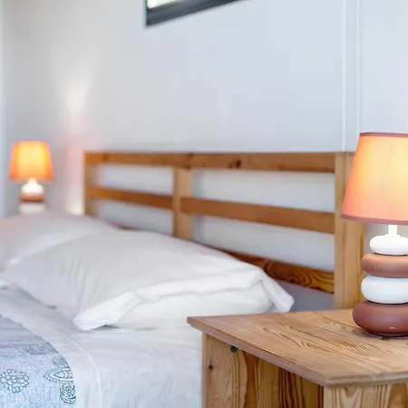 The Wave House - Oceanfront Apartment *