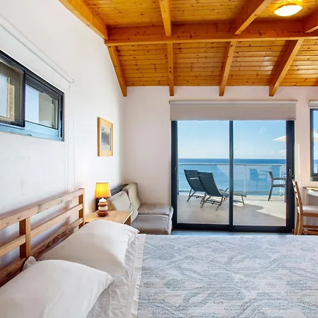 The Wave House - Oceanfront Appartement