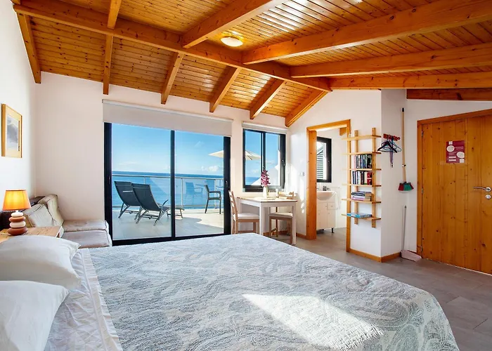 The Wave House - Oceanfront 公寓